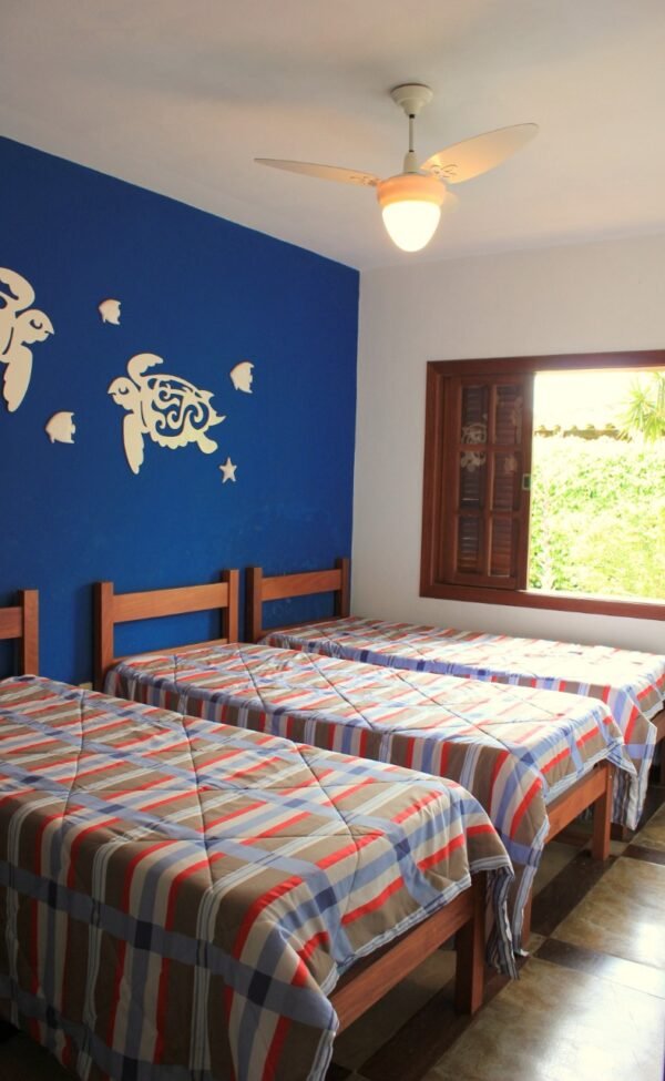 Ref:. 0015 - 2 suites + 2 semi suite casa colonial muito bem localizada na Av dos Veleiros próximo ao heliponto - Imagem 4
