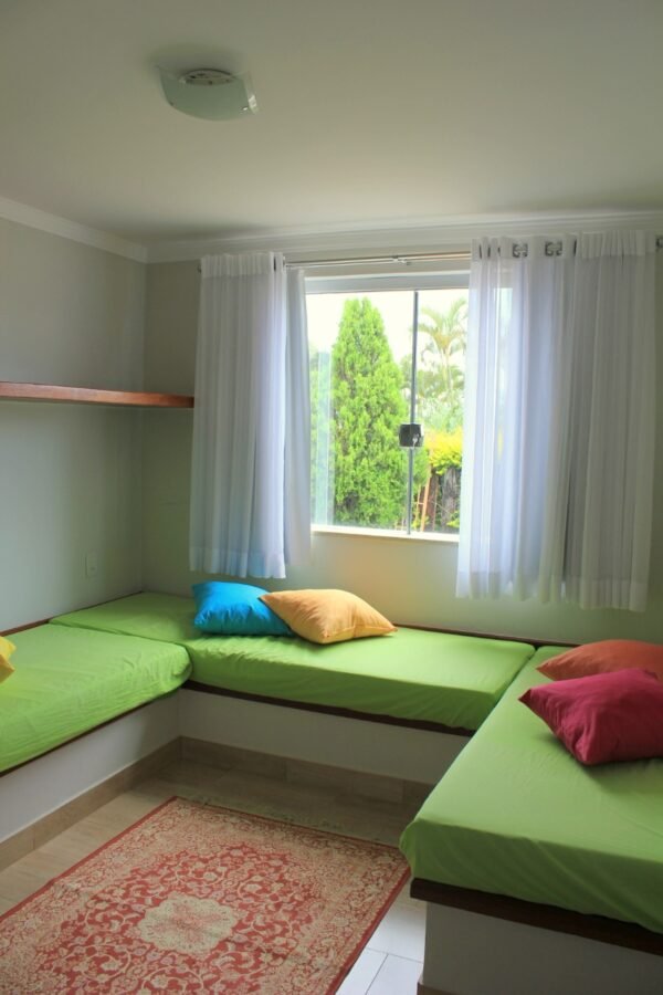 Ref:. 0018 - Casa 4 suites + 2 semi suite no alto com bela vista para o lago de furnas - Imagem 6