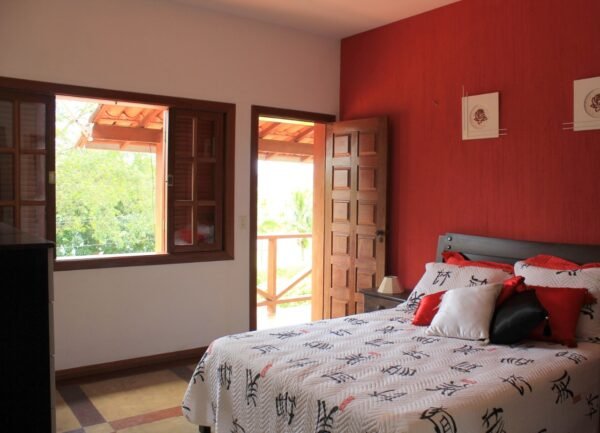 Ref:. 0015 - 2 suites + 2 semi suite casa colonial muito bem localizada na Av dos Veleiros próximo ao heliponto - Imagem 12