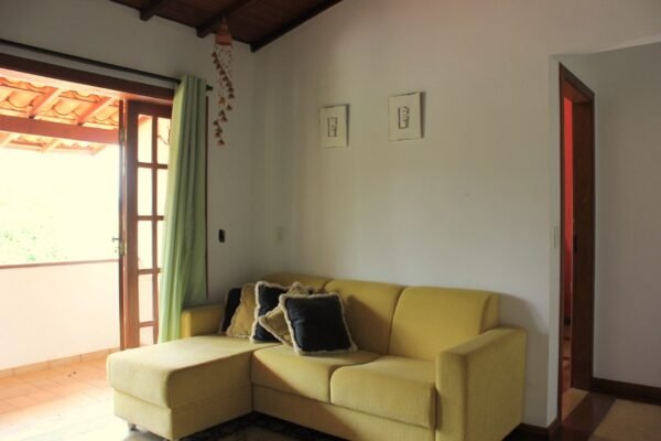 Ref:. 0015 - 2 suites + 2 semi suite casa colonial muito bem localizada na Av dos Veleiros próximo ao heliponto - Imagem 11