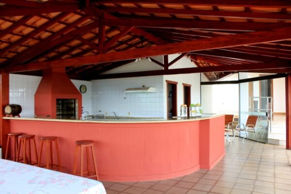Ref:. 0018 - Casa 4 suites + 2 semi suite no alto com bela vista para o lago de furnas - Imagem 26